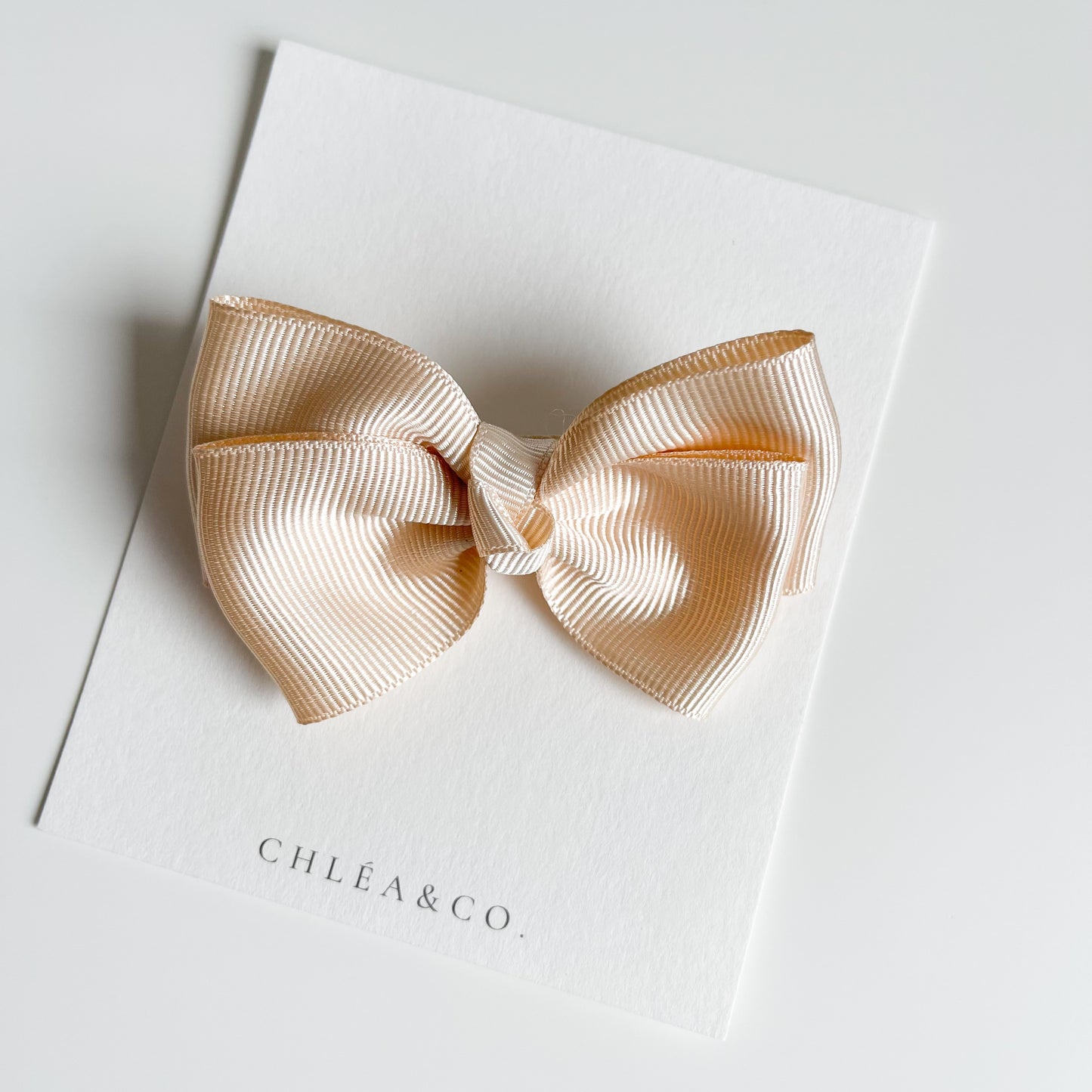 Louise Classic Bow