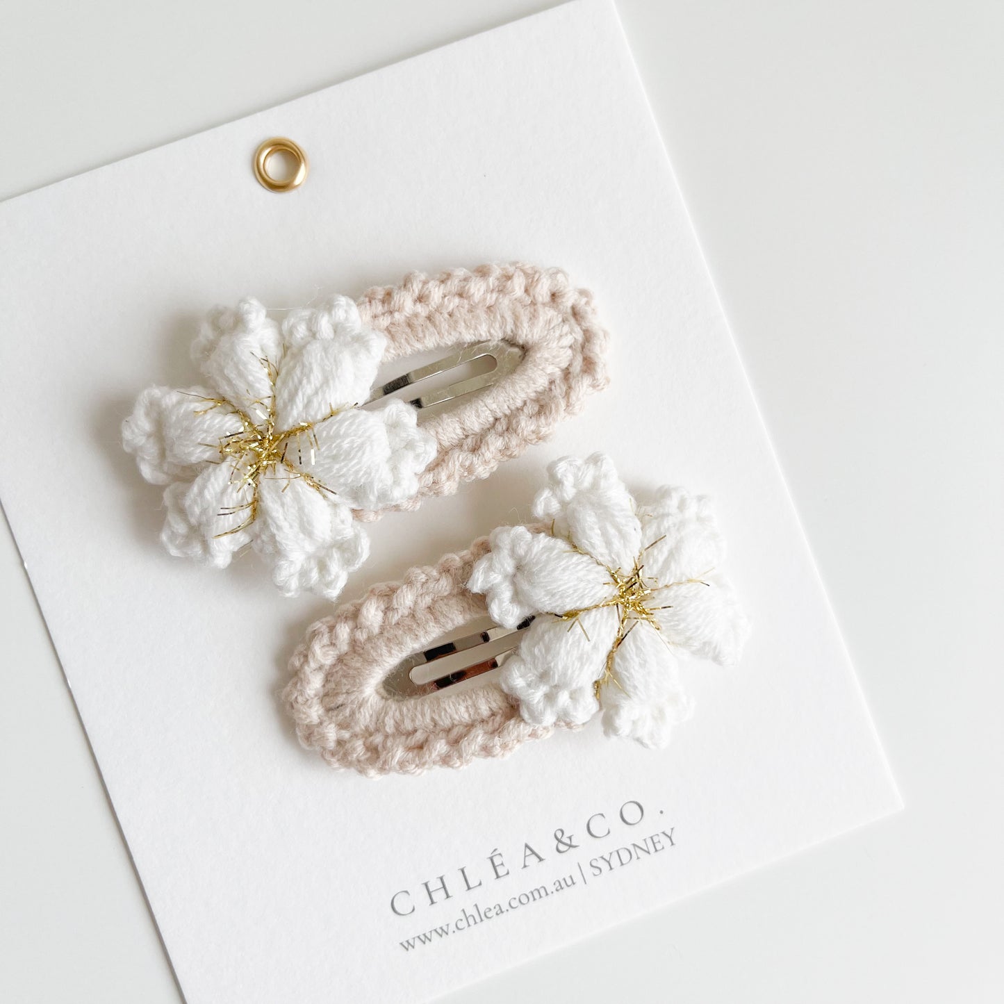 Set of 2 Clips Crochet Snowflake