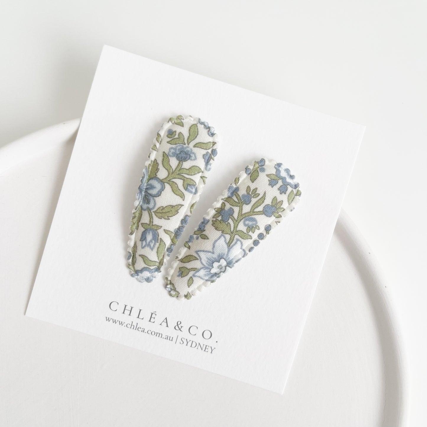 Blue Pansy Fabric Covered Snap Clip