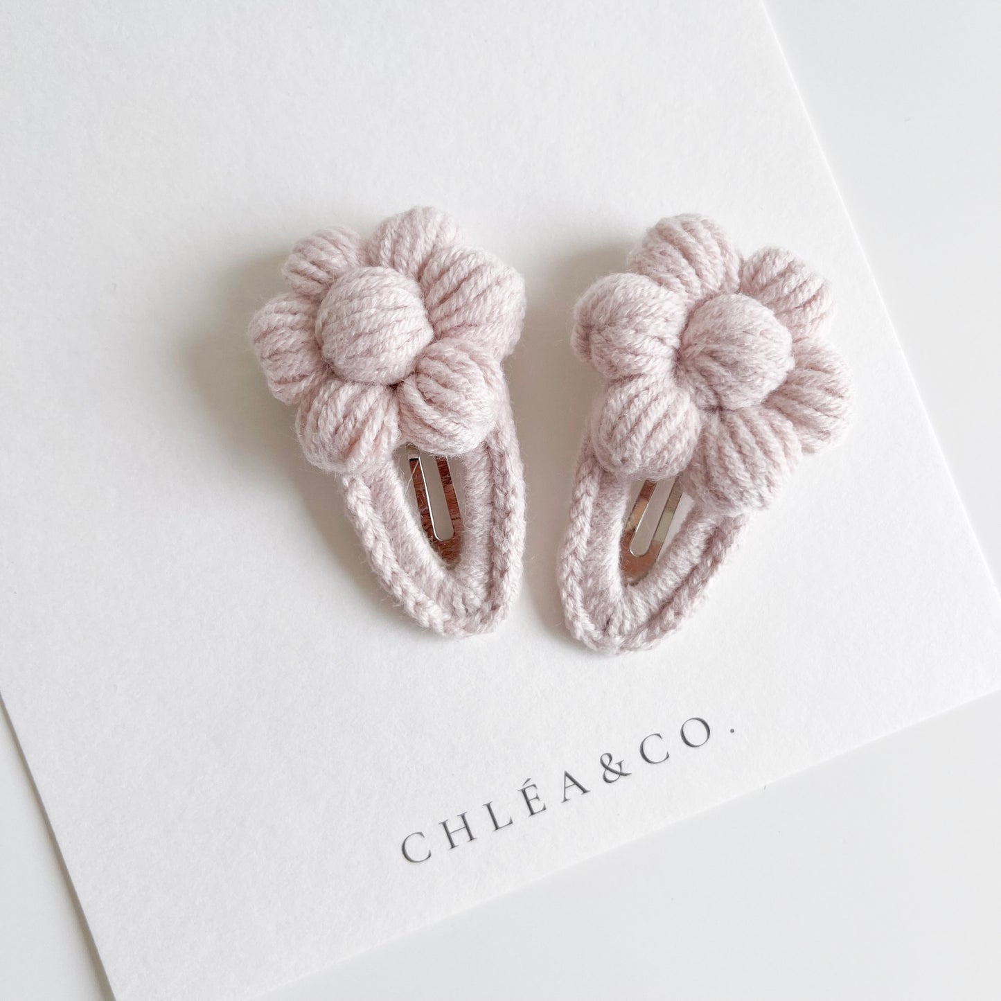 Set of 2 Clips Crochet Daisy