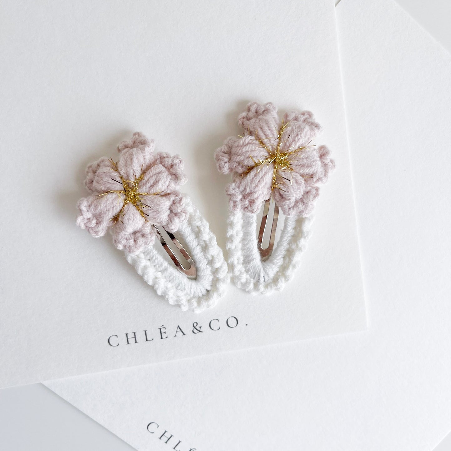 Set of 2 Clips Crochet Snowflake