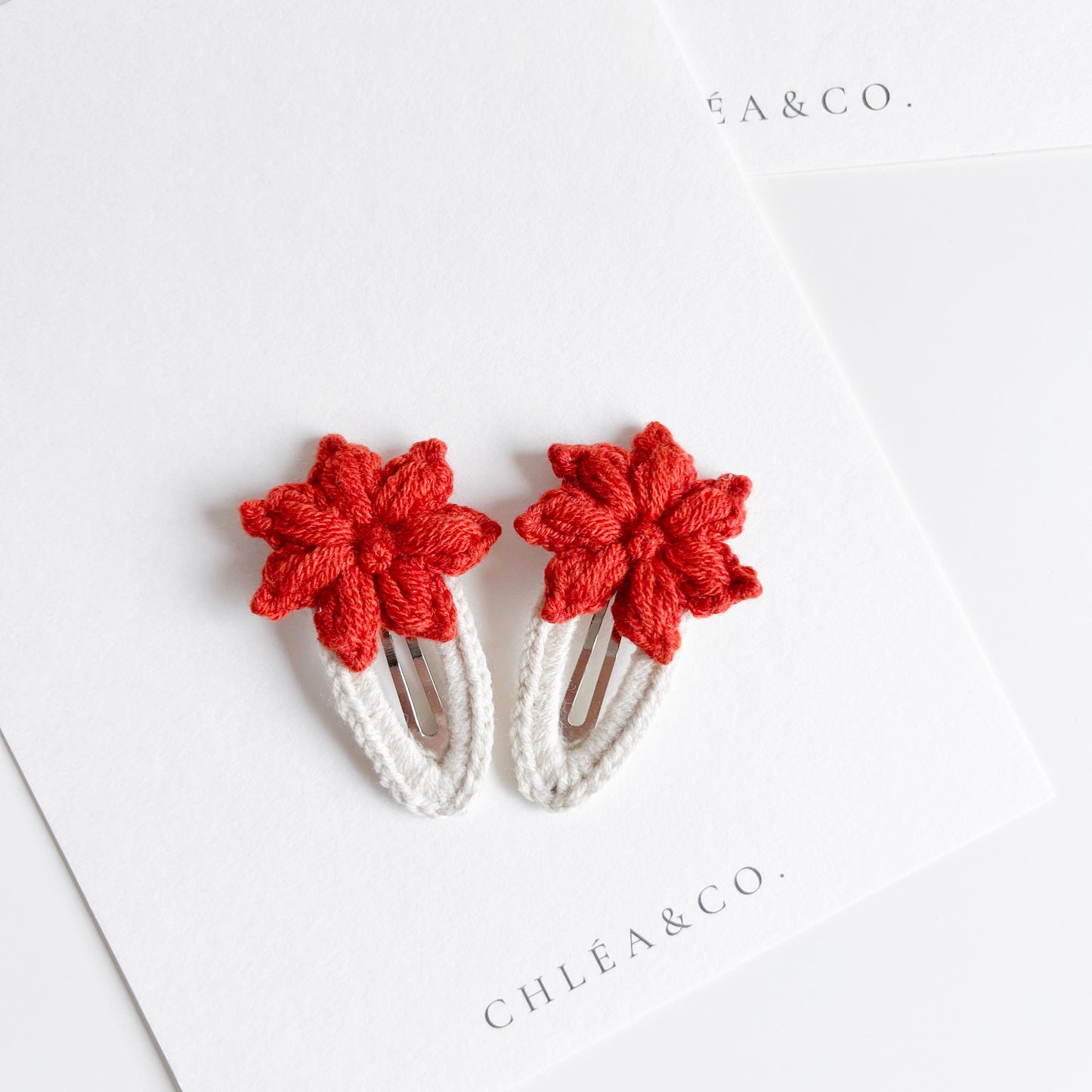 Set of 2 Clips Crochet Autumn Leaf