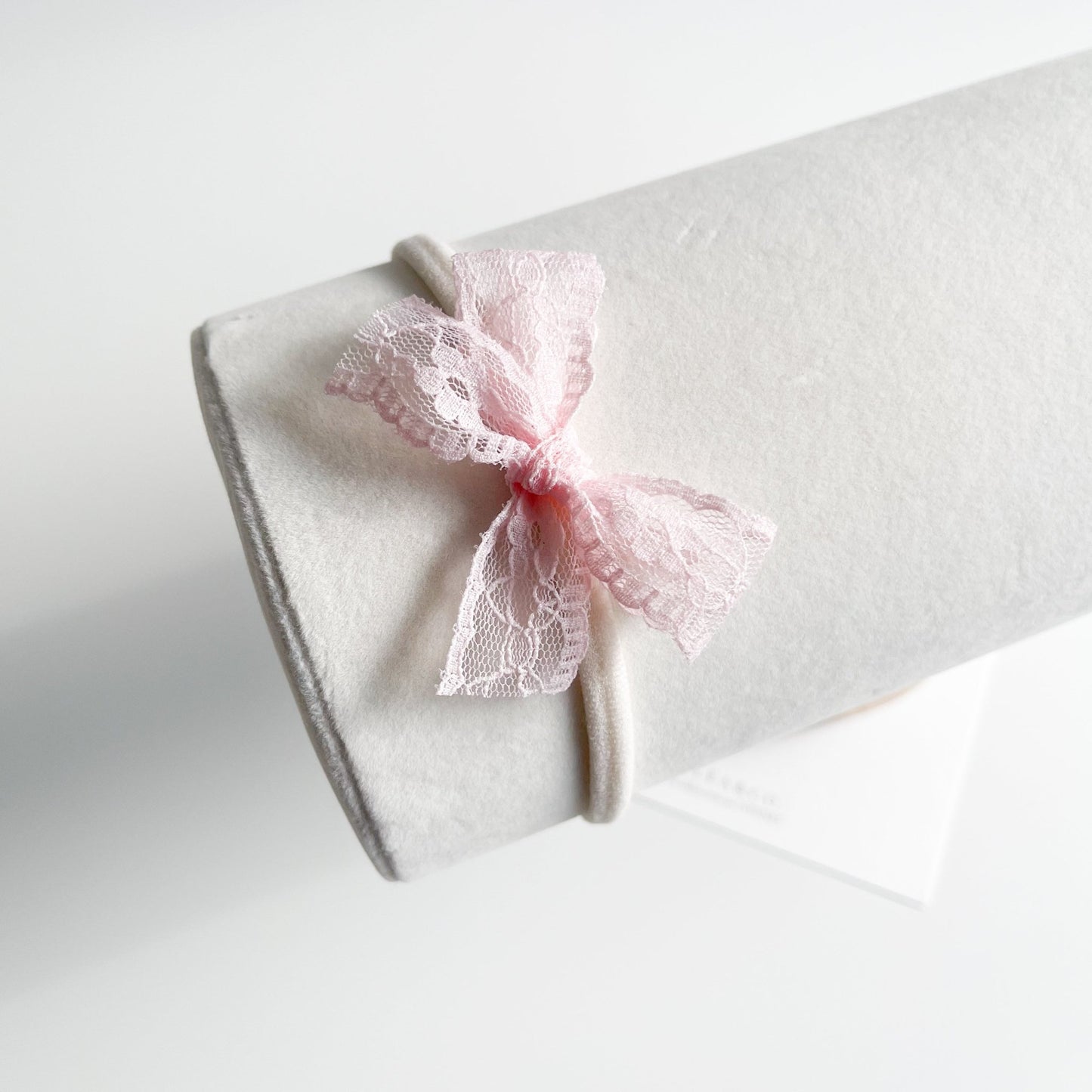 Evangeline Lace Bow Headband - Chléa & Co.