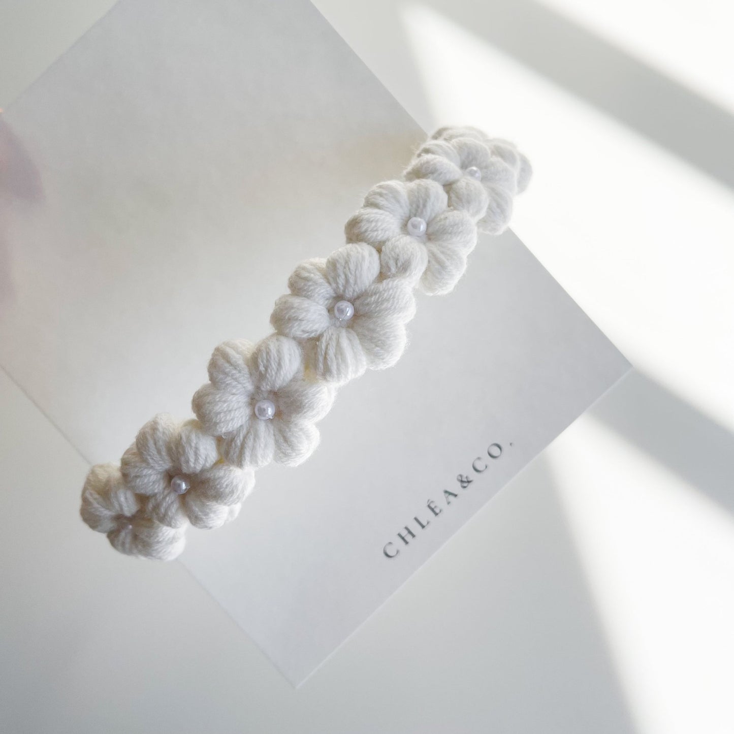 Periwinkle Crown Crochet Headband - Chléa & Co.