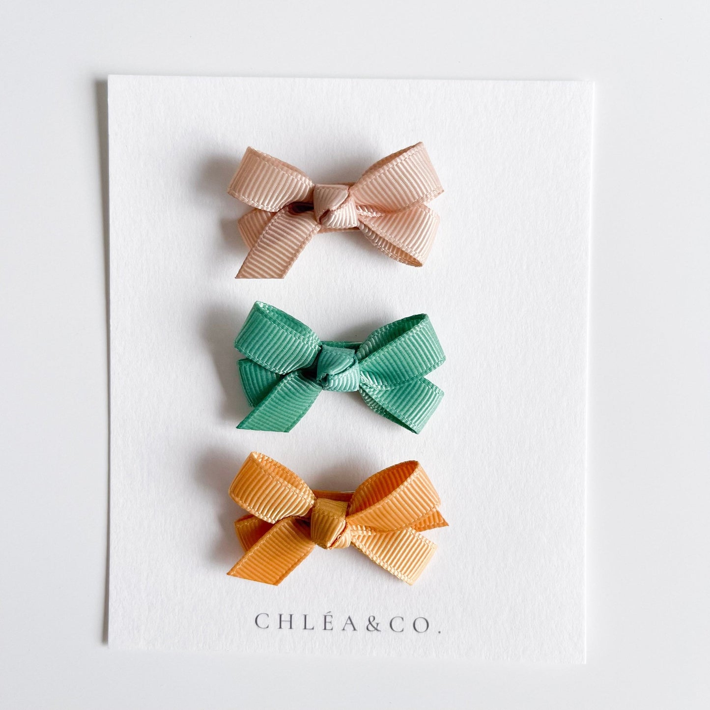 Petite Ribbon Bow Clip Set - Chléa & Co.
