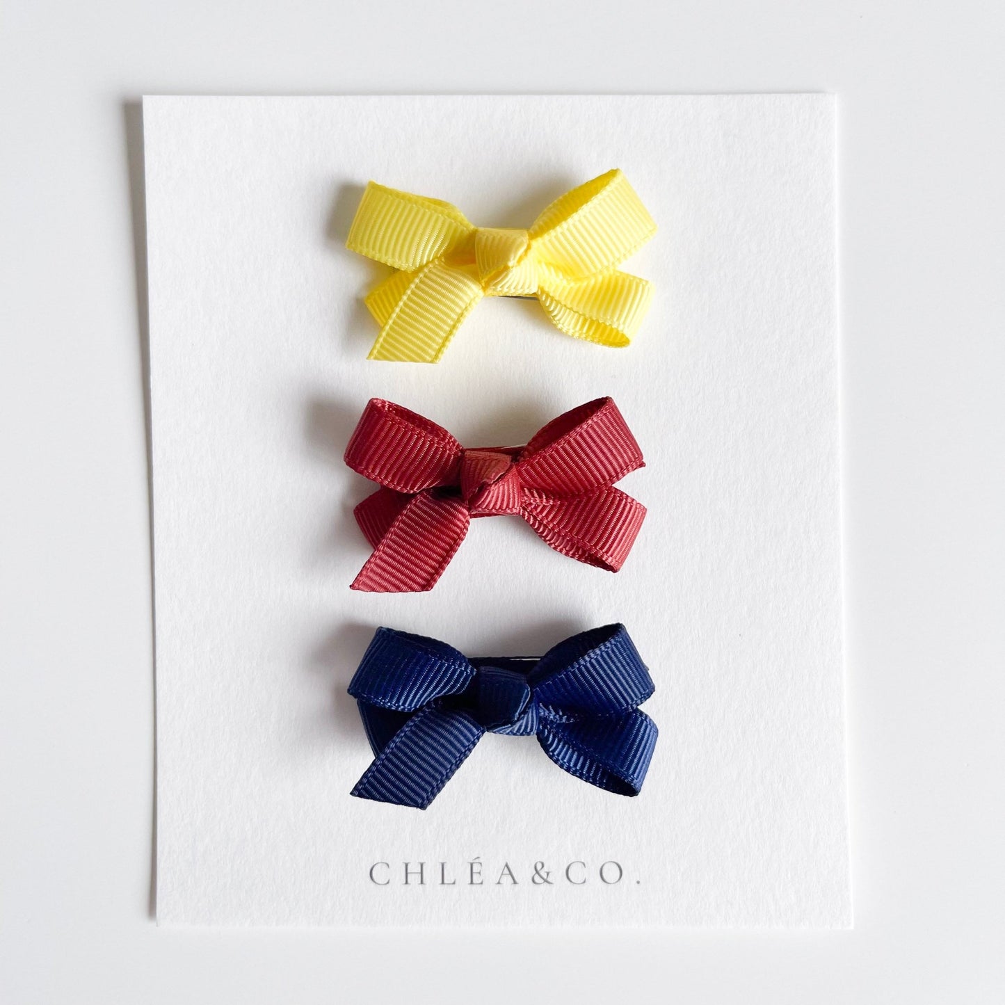 Petite Ribbon Bow Clip Set - Chléa & Co.