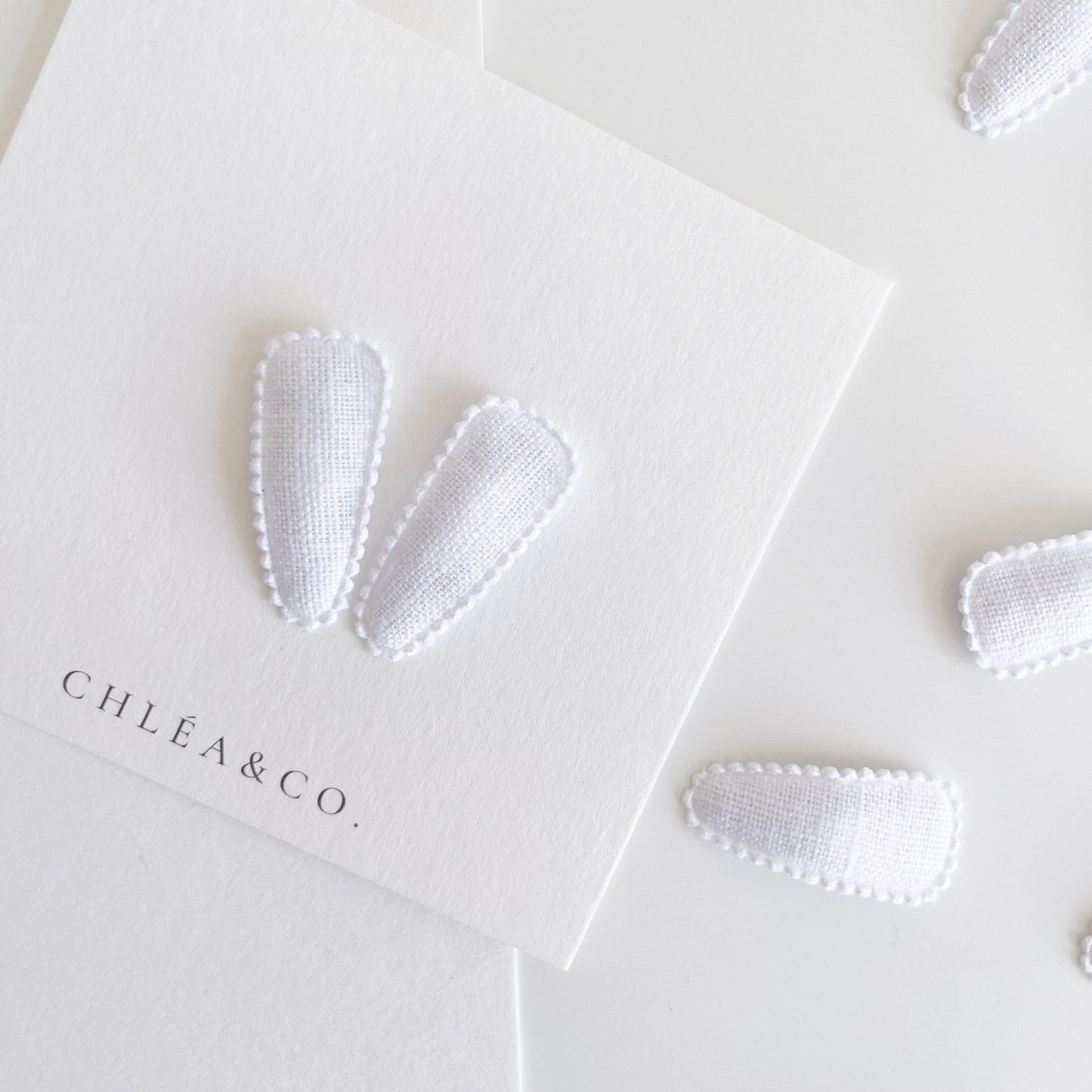 Petite White Linen Fabric Covered Snap Clip - Chléa & Co.