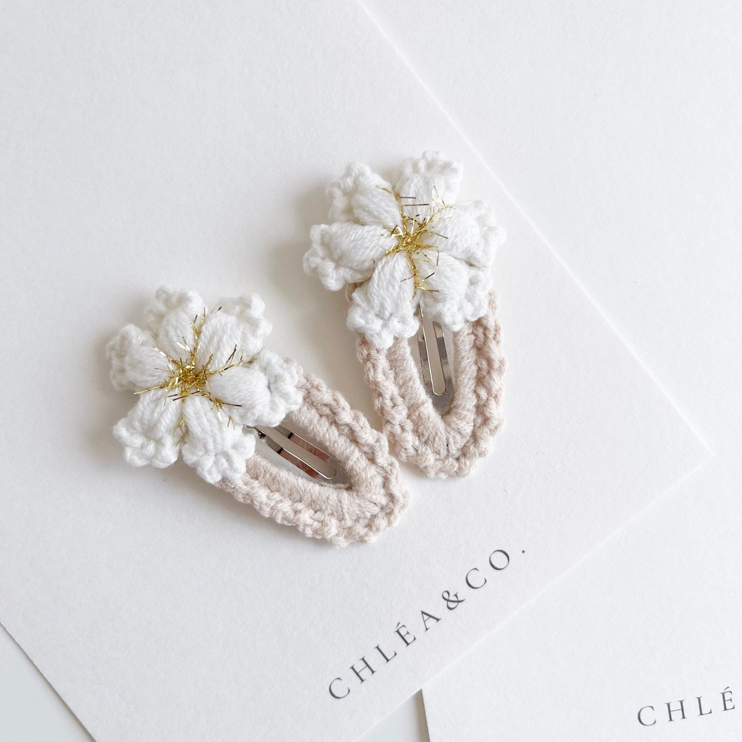 Set of 2 Clips Crochet Snowflake - Chléa & Co.