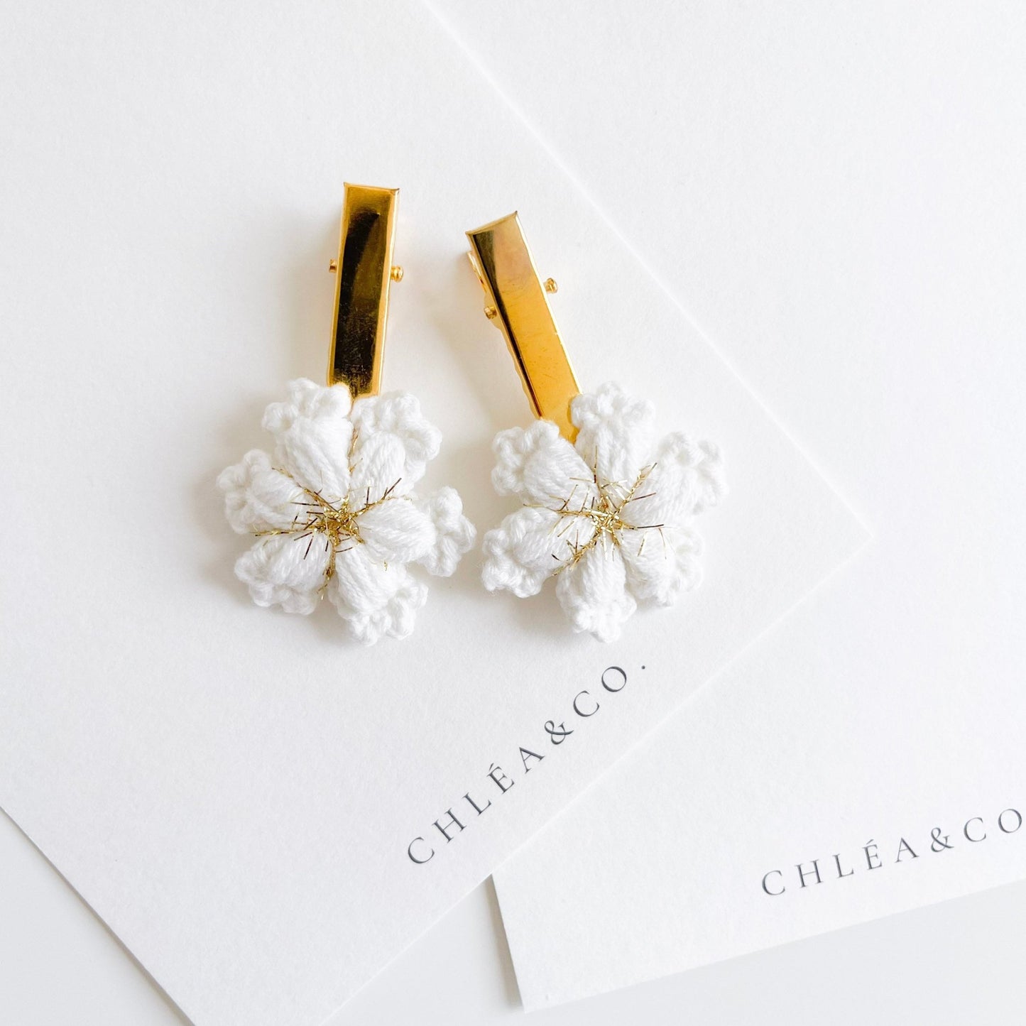 Set of 2 Gold Snowflake Clips - Chléa & Co.