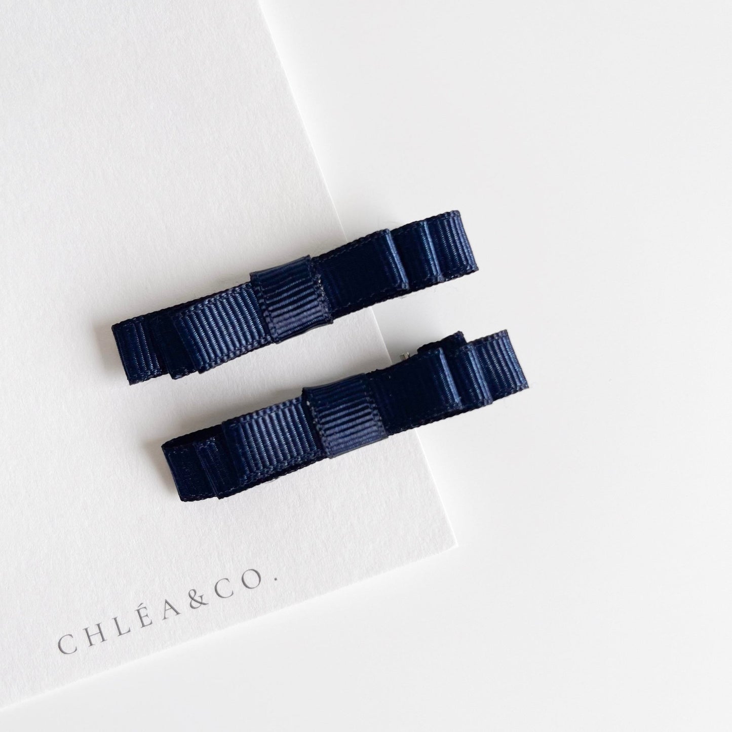 Set of 2 Medium Ribbon Bows - Chléa & Co.