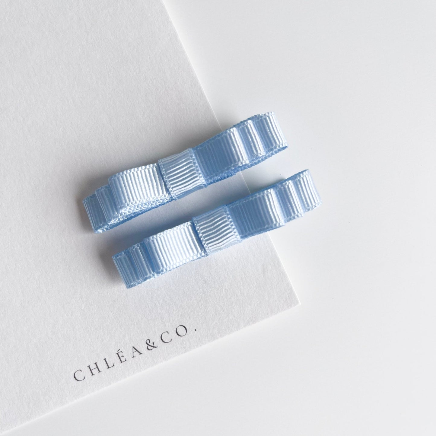 Set of 2 Medium Ribbon Bows - Chléa & Co.