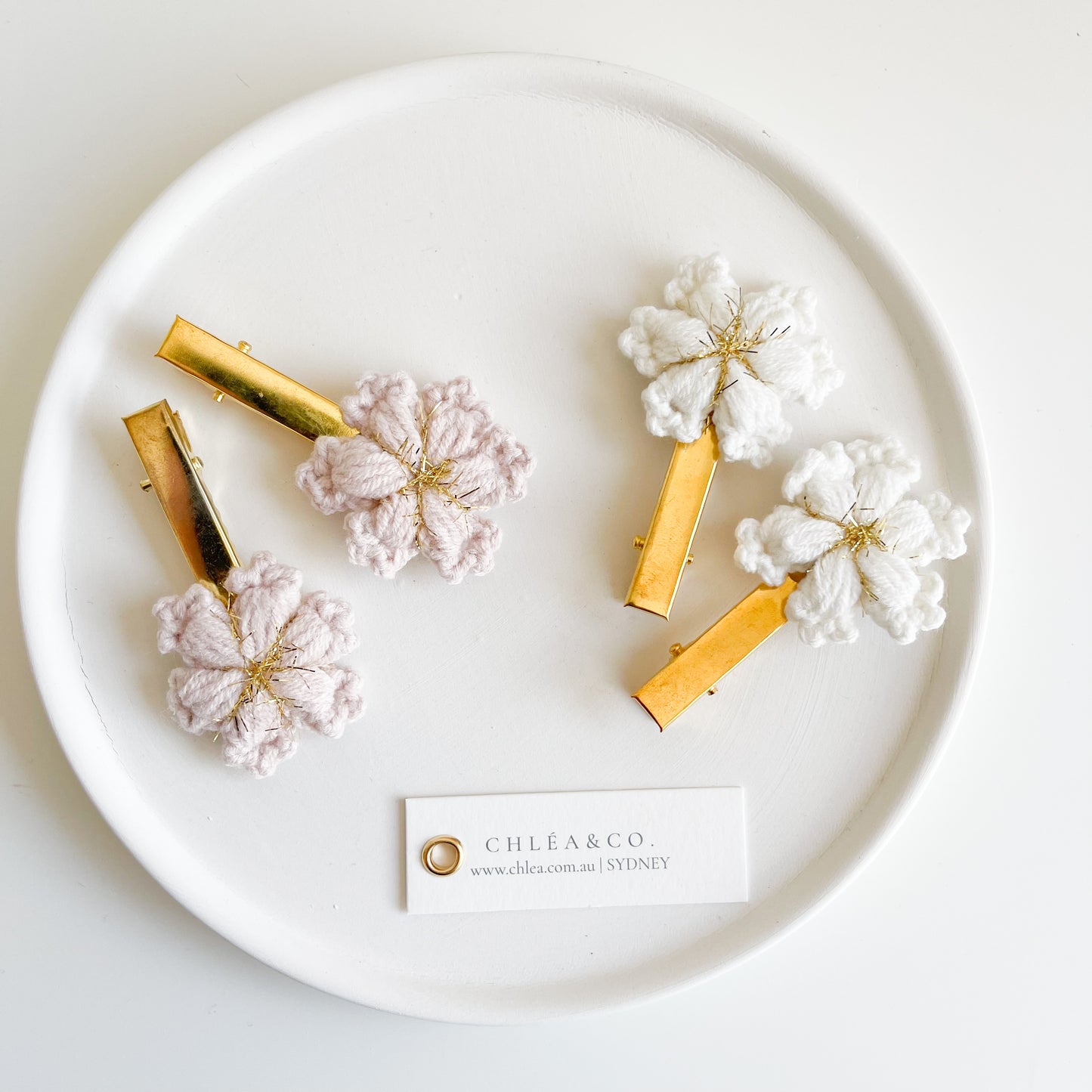 Set of 2 Gold Snowflake Clips