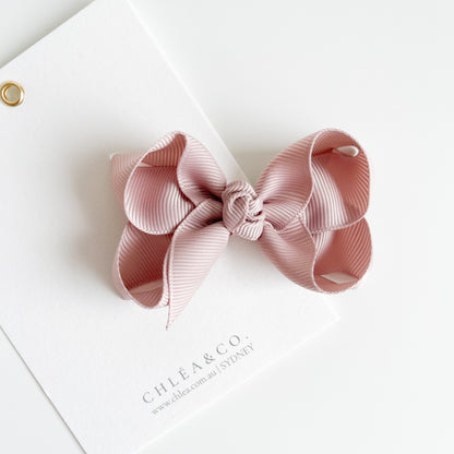 Amalyn Bow Clip