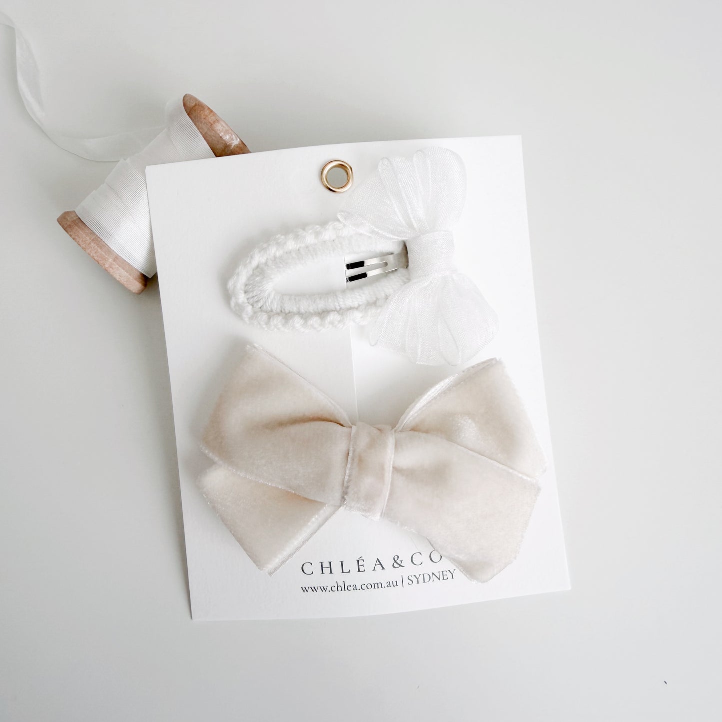 Simply Elegance Set Cream | 2pc Crochet Clip & Velvet bow