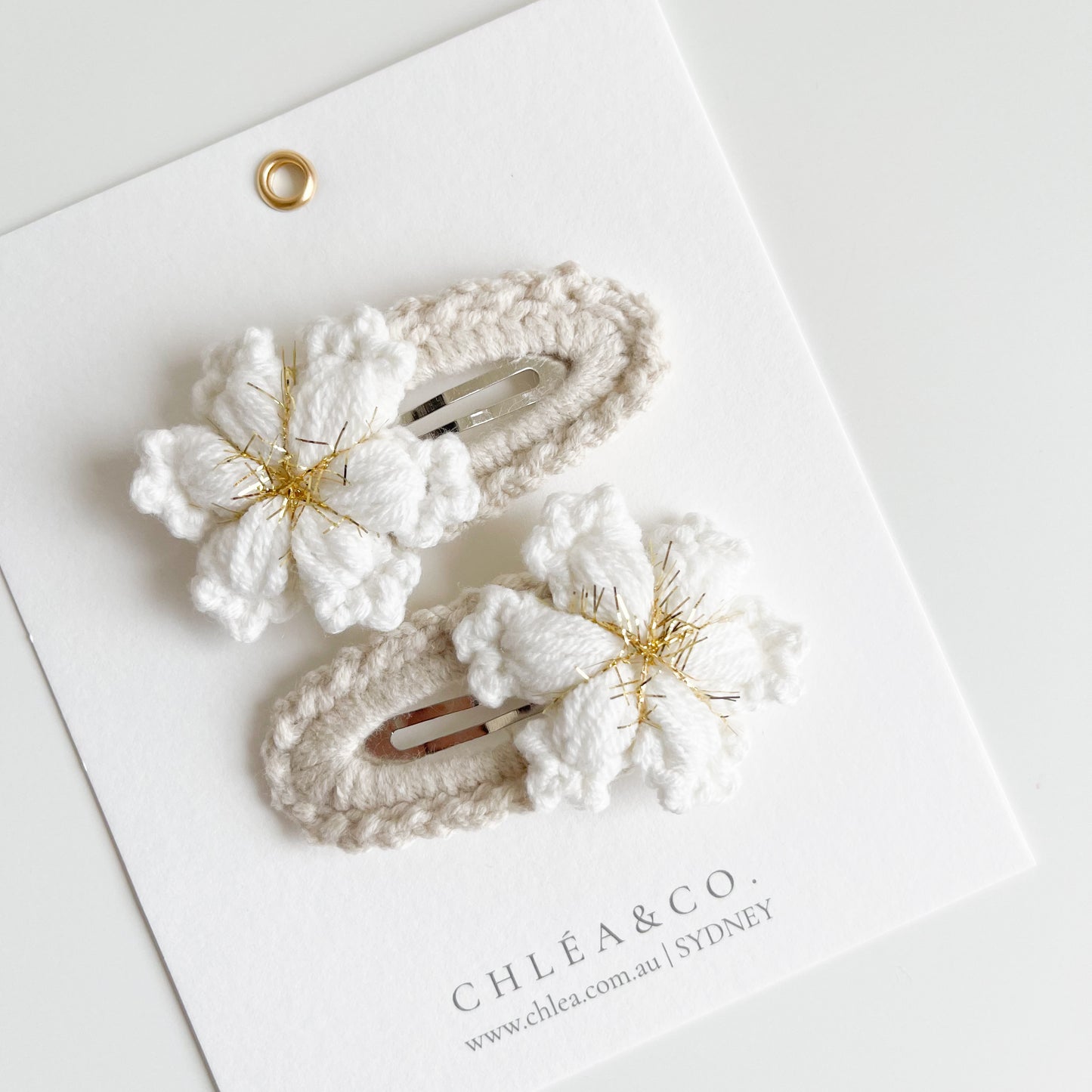 Set of 2 Clips Crochet Snowflake