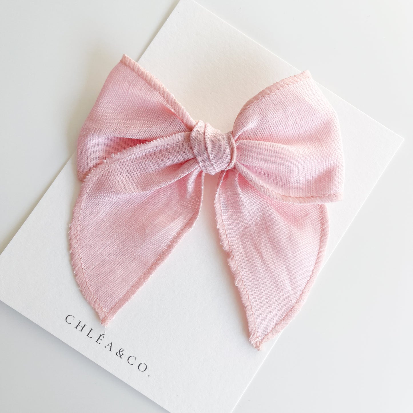 Georgia Fable Bow