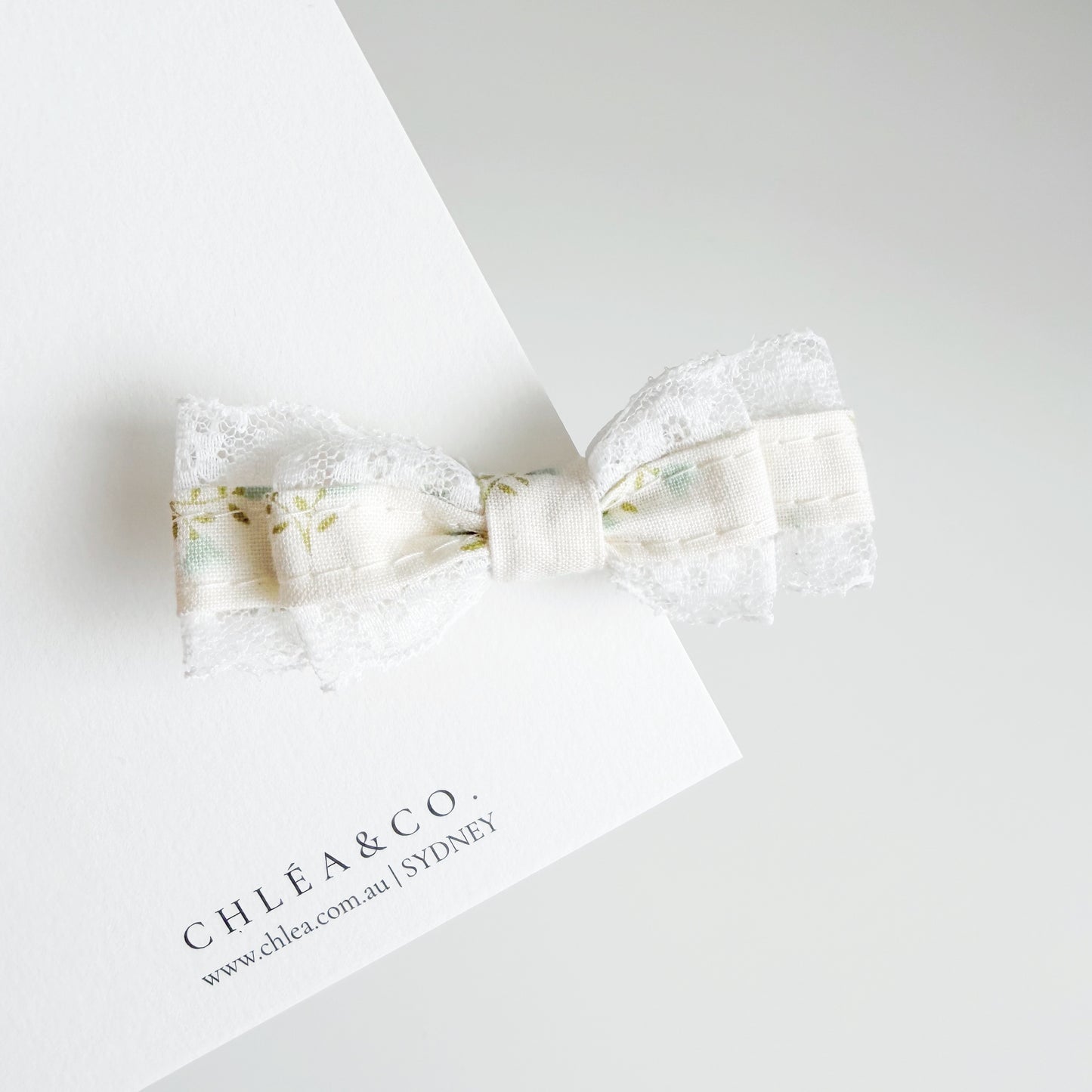 Soft Botanist Lace Bow