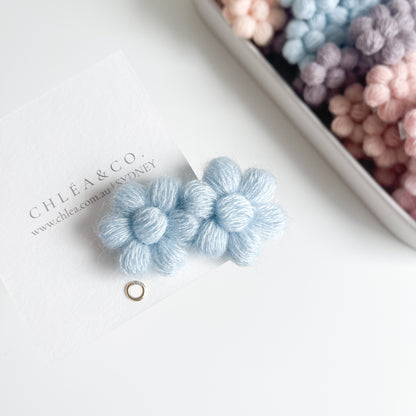 Daisy Dove Crochet Hair Clip