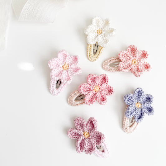 Primrose Petal Crochet Hair Clip