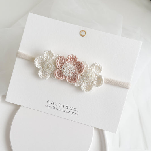Sepharina Trio Bloom Headband | Vanilla Cloud