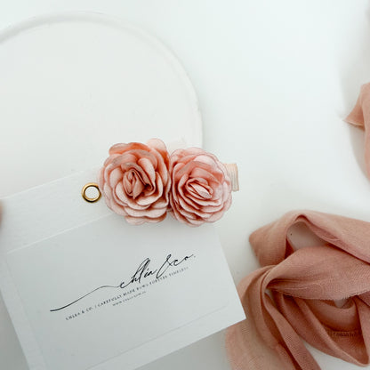Willow Rose Clip