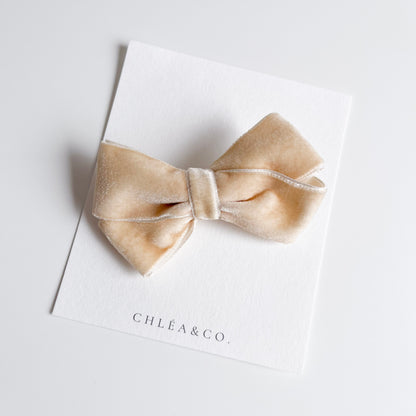 Velvet Classic Bow