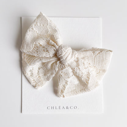 Dorothy Lace Bow