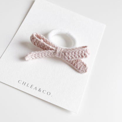 Dainty Bow Crochet Bobble
