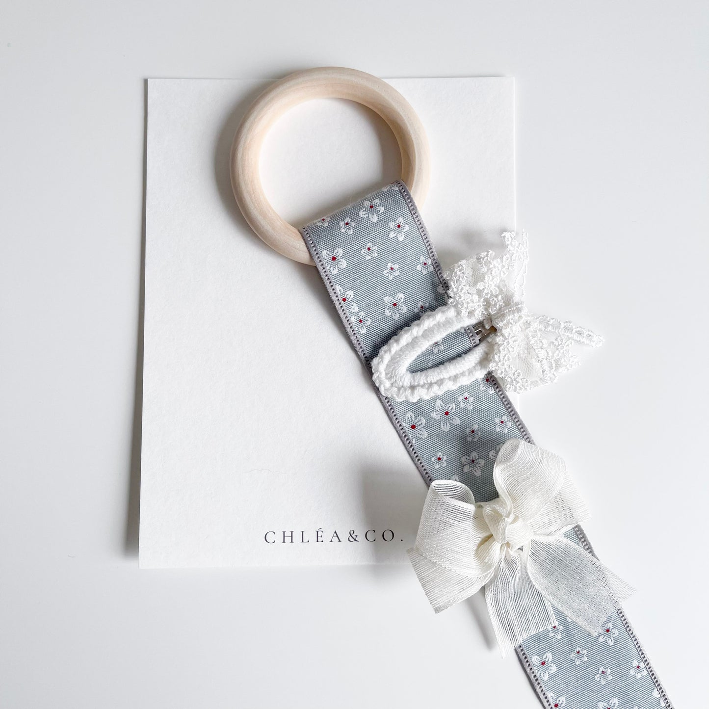 Mini Vintage Bow Holder
