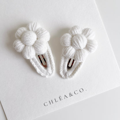 Set of 2 Clips Crochet Daisy