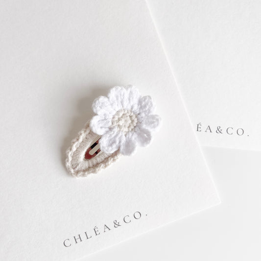 Chamomile Crochet Clip