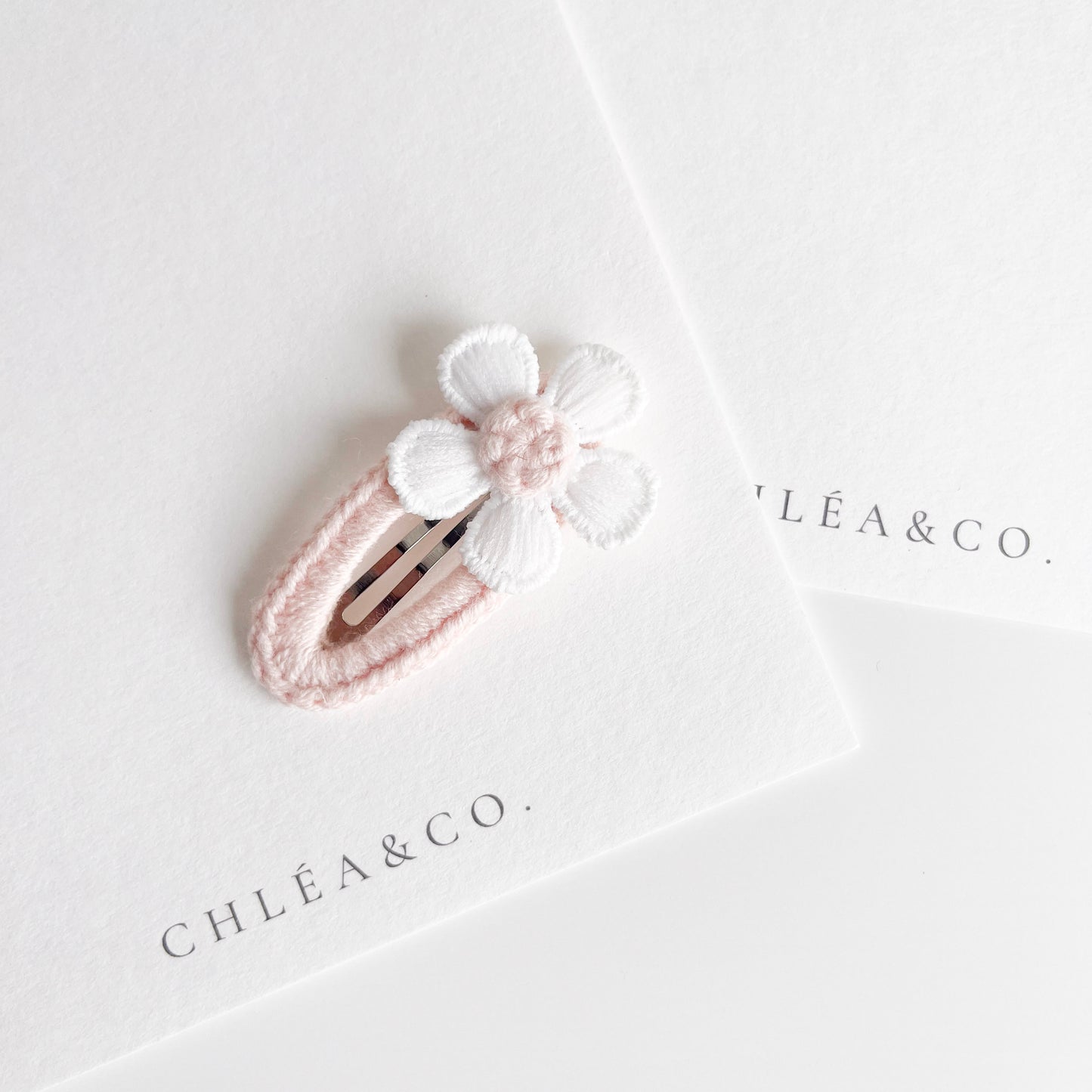 Blush Daisy Crochet Clip