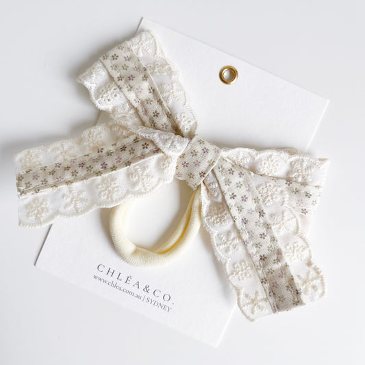 Vintage Ivory Lace Bow Hair Ties