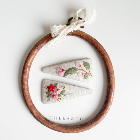 Agnes Bloom | Set of 2 Embroidered Floral Hair Clip - Chléa & Co.