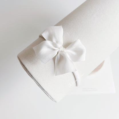 Alivia Silk Bow Headband - Chléa & Co.