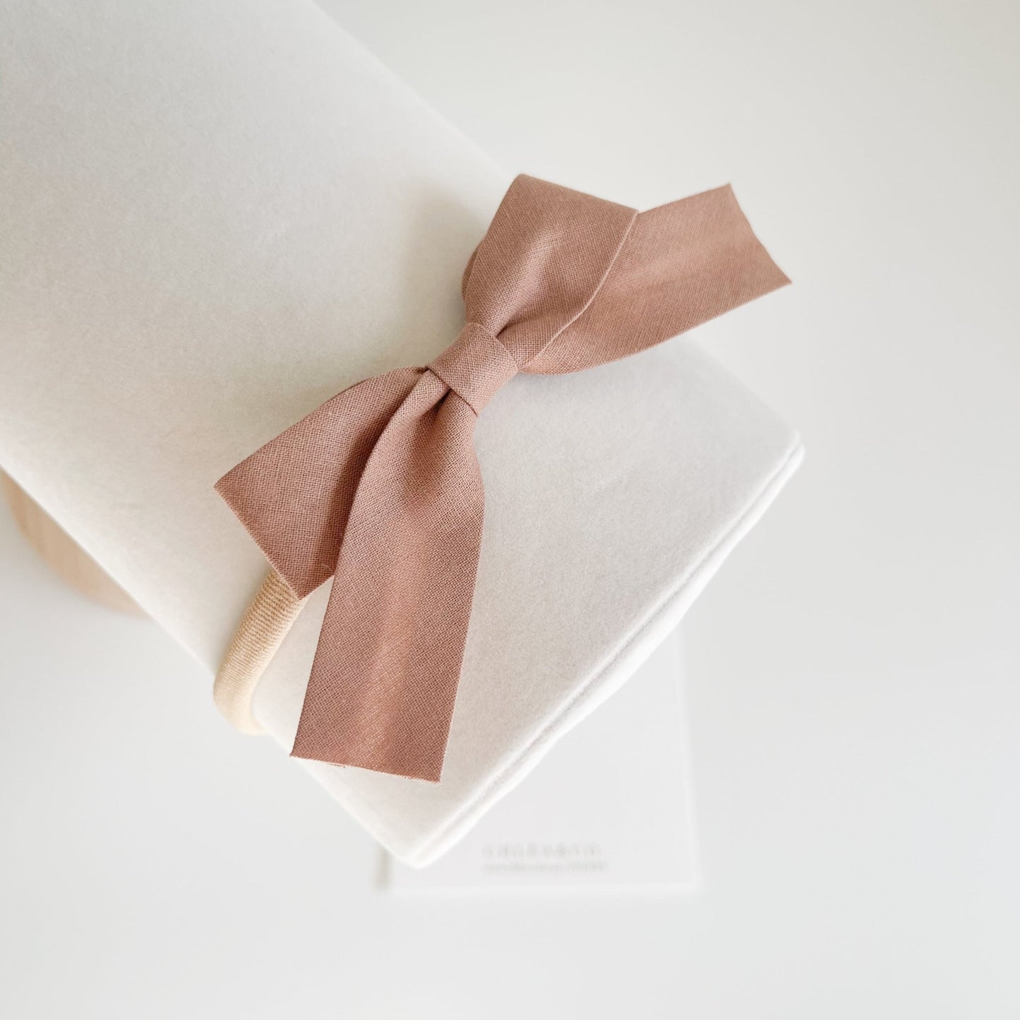 Arcelia Bow Headband - Chléa & Co.