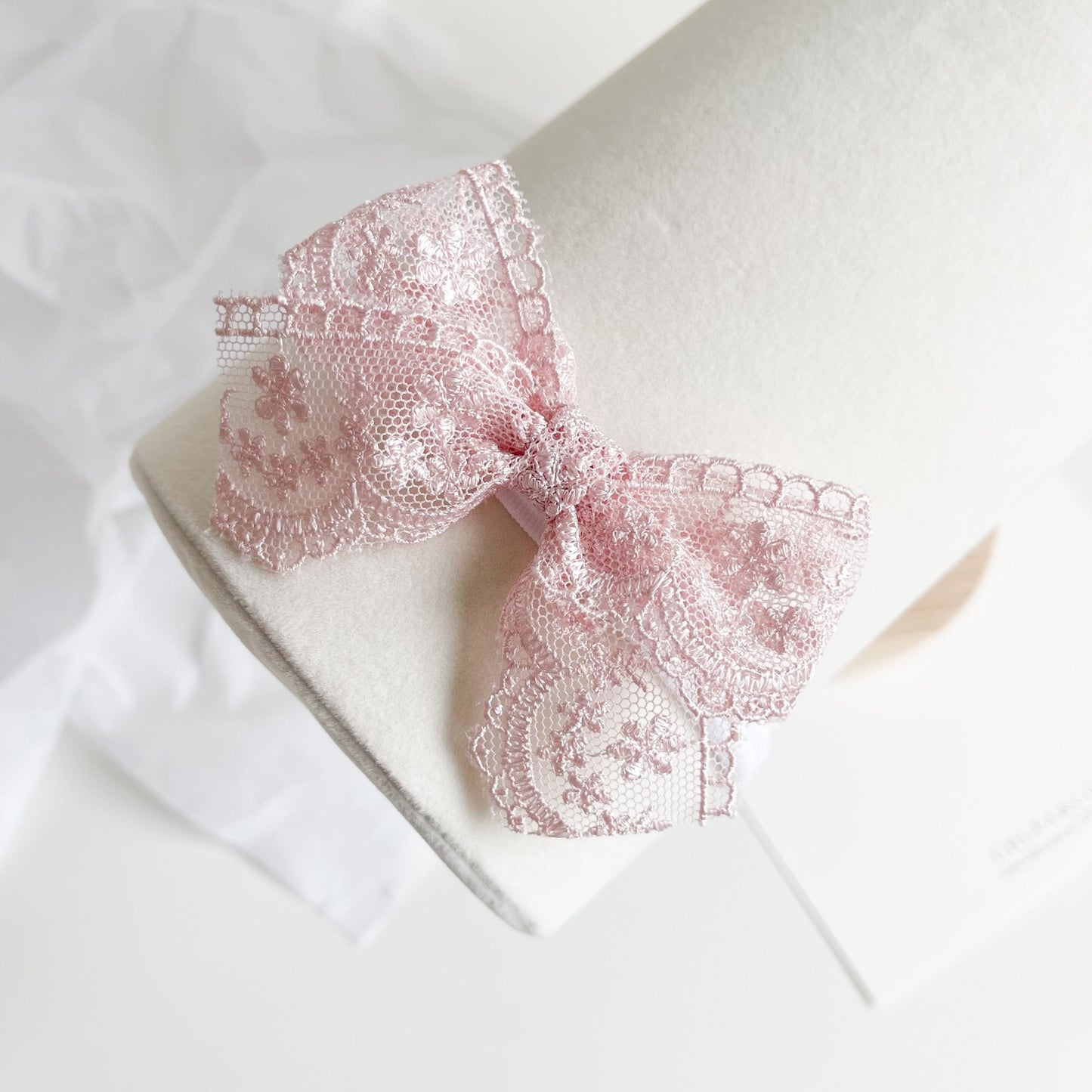 Aviella Lace Bow Headband - Chléa & Co.