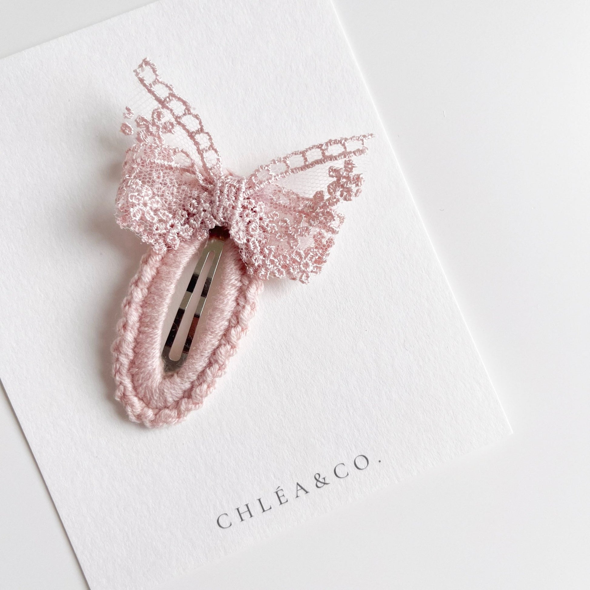 Bethany Lace Bow Crochet Clip - Chléa & Co.