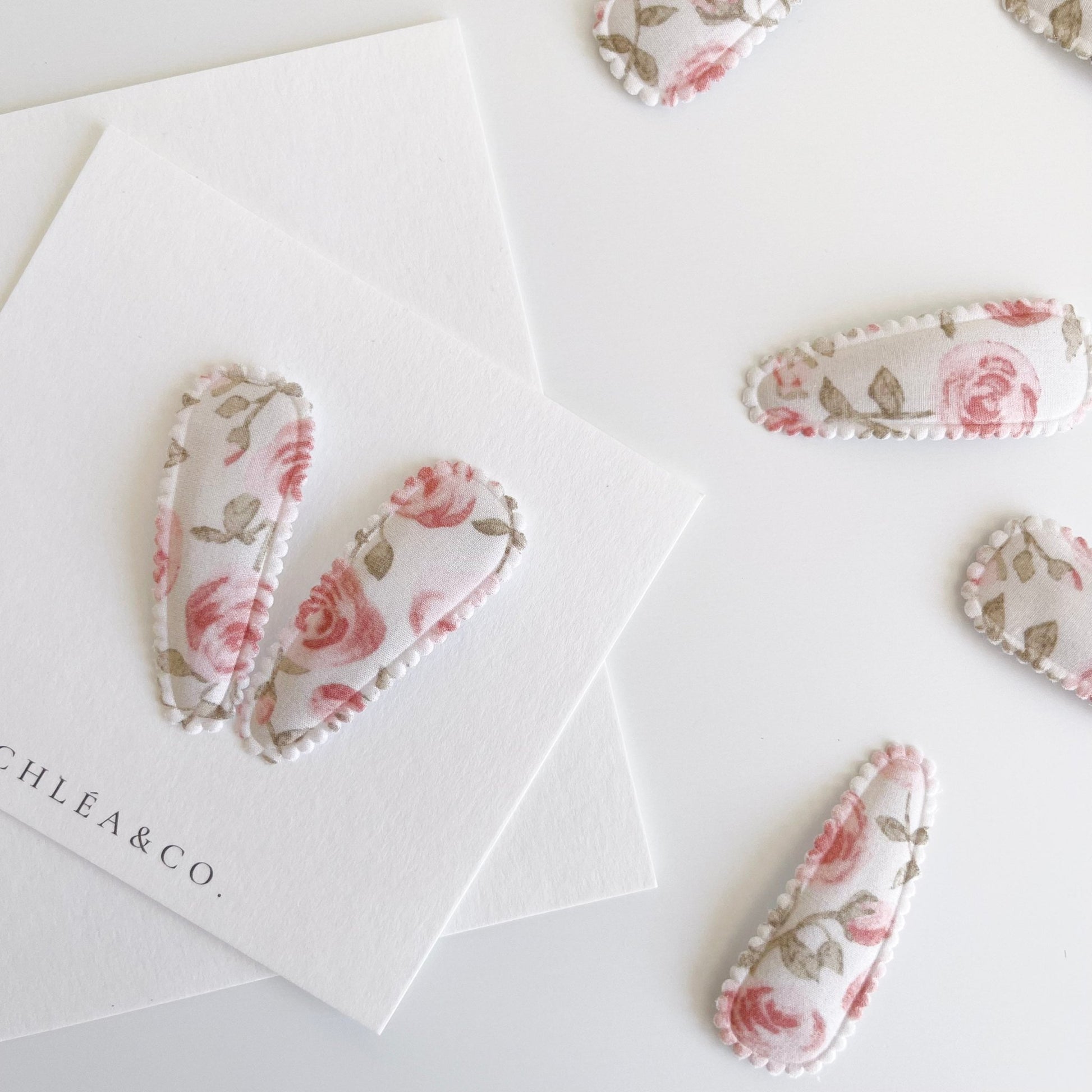 Blush Garden Rose Fabric Covered Snap Clip - Chléa & Co.