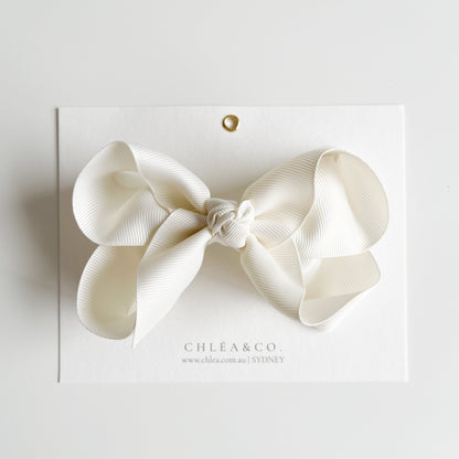 Emilia Ribbon Bow Clip - Chléa & Co.