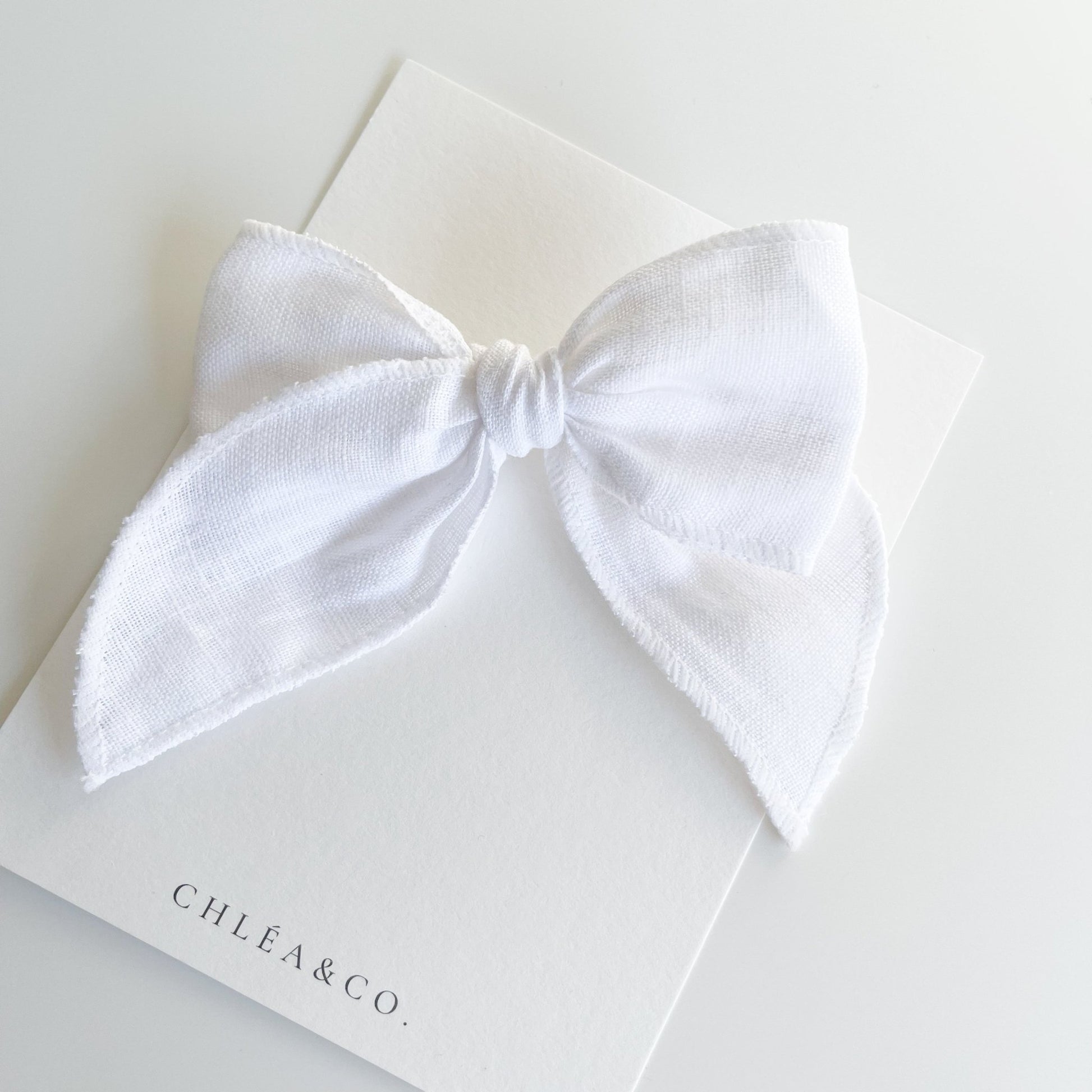 Georgia Fable Bow - Chléa & Co.