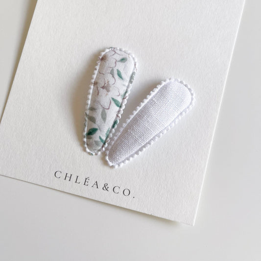 Heidi White Linen Fabric Covered Snap Clip - Chléa & Co.