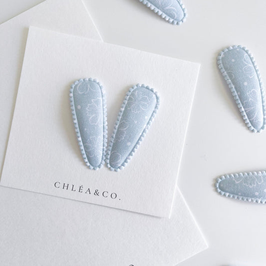 Hibiscus Fabric Covered Snap Clip - Chléa & Co.