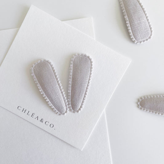 Oatmeal Linen Fabric Covered Snap Clip - Chléa & Co.