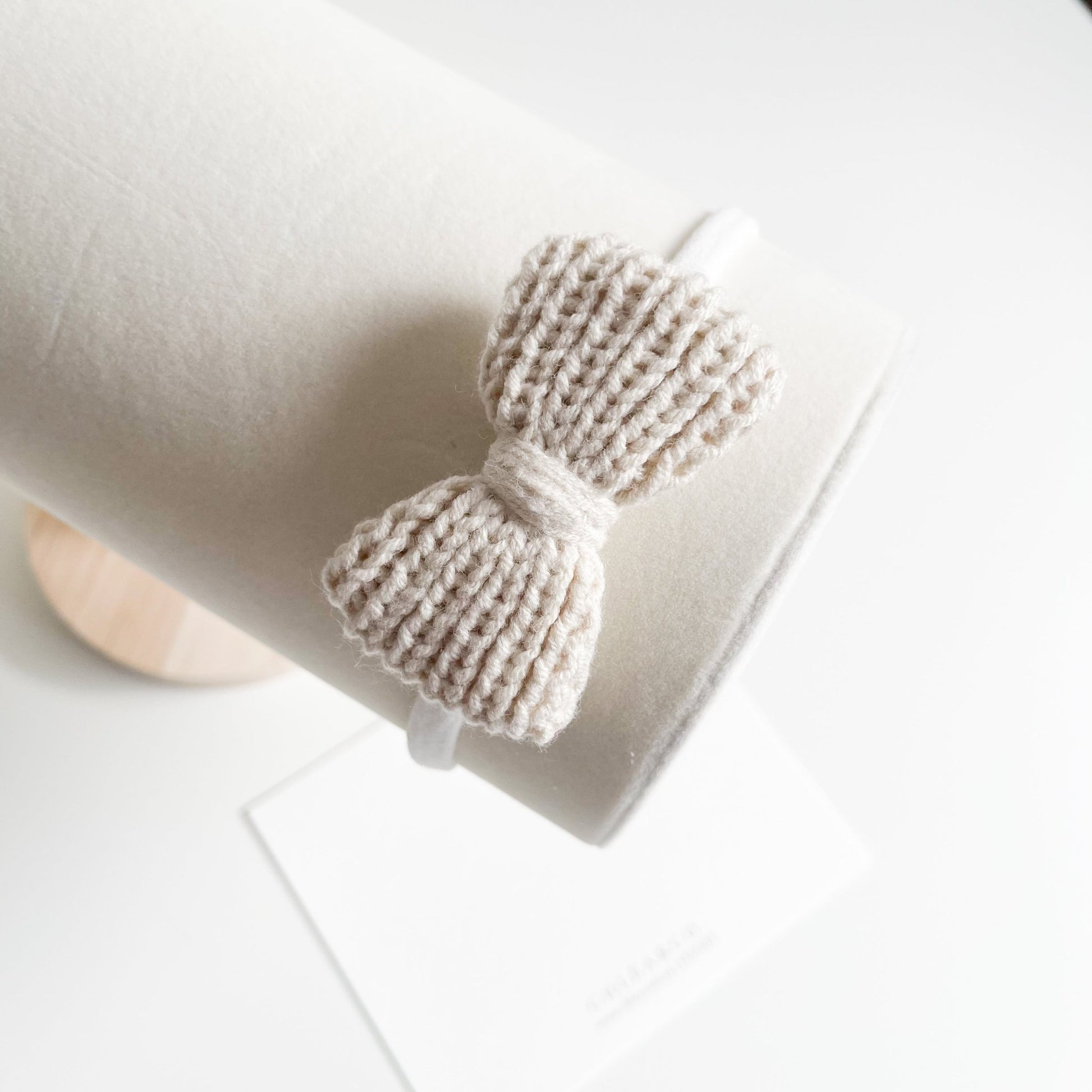 Peony Bow Crochet Headband - Chléa & Co.