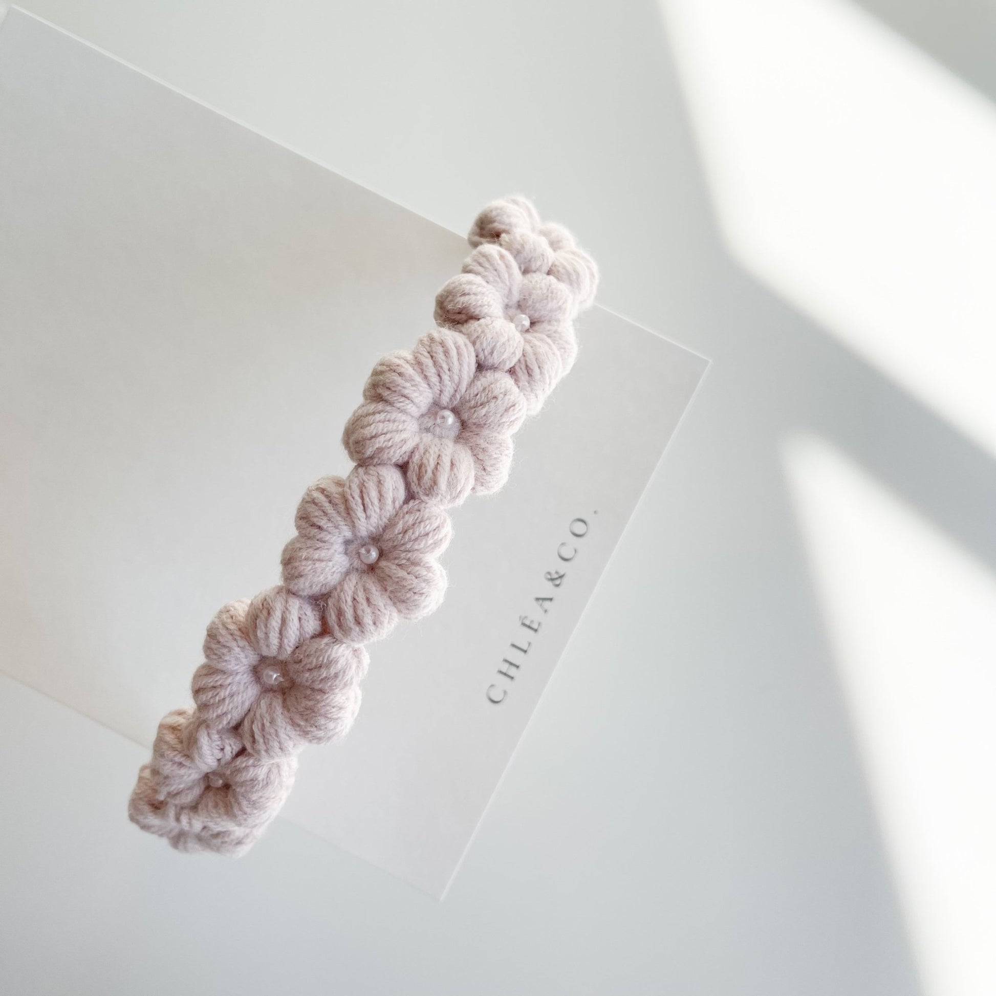 Periwinkle Crown Crochet Headband - Chléa & Co.