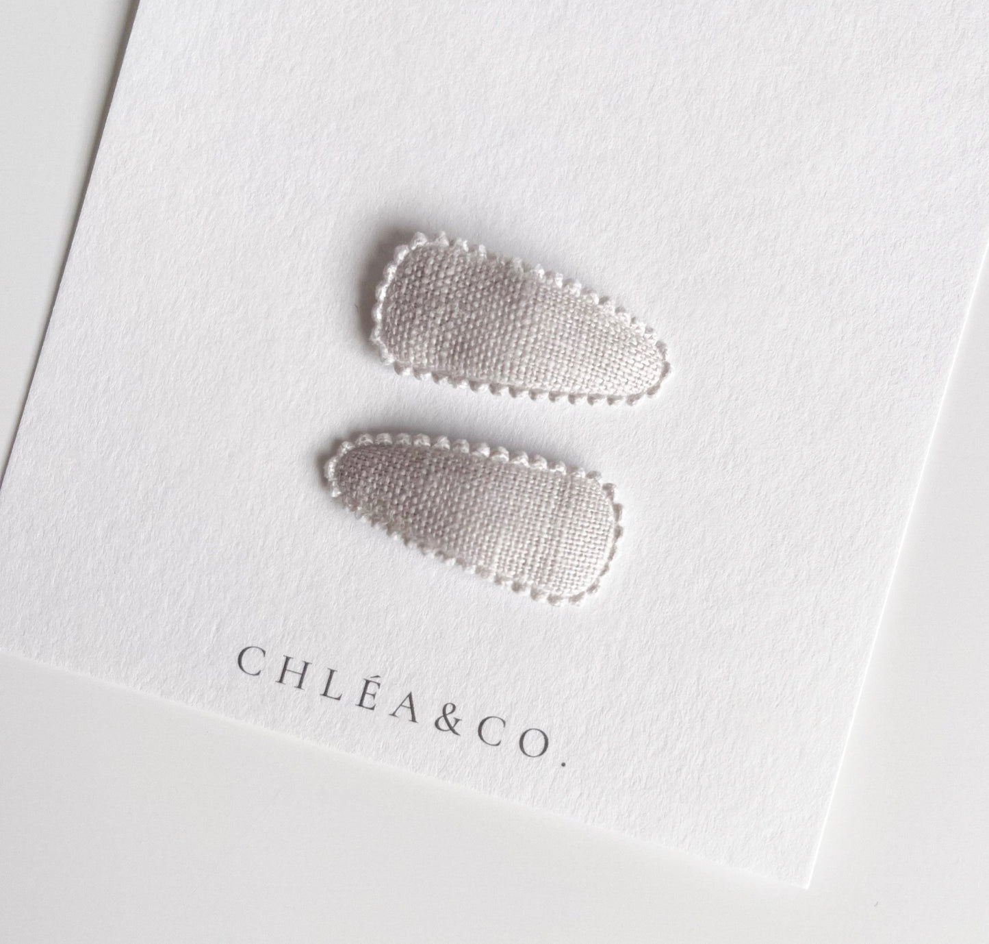 Petite Ivory Fabric Snap Clip - Chléa & Co.