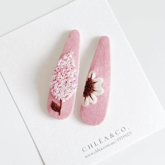Pink Tree | Set of 2 Embroidered Floral Hair Clip - Chléa & Co.