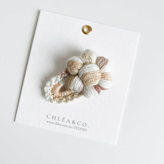 Rainbow Daisy Crochet Clip - Chléa & Co.