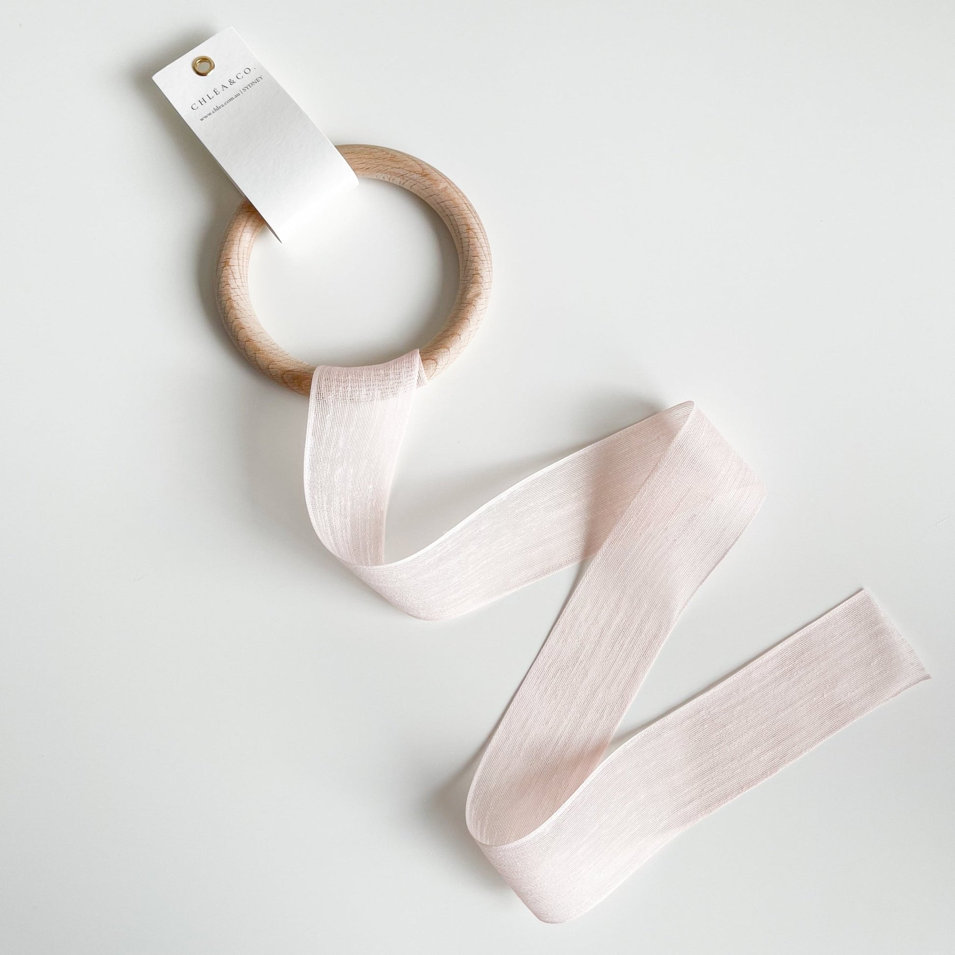Ribbon Bow Holder - Chléa & Co.